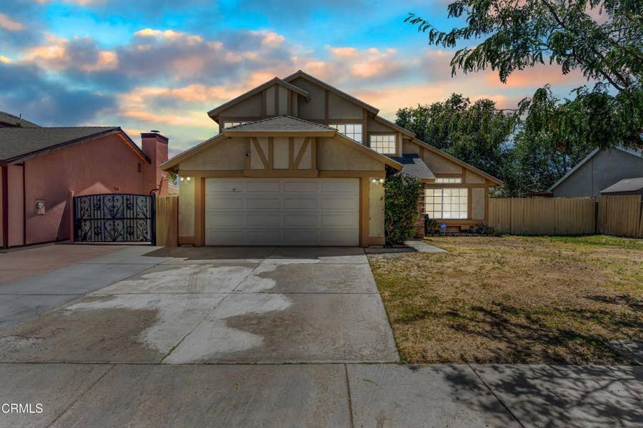 Property photo for 812 W Ave H-5, Lancaster, CA