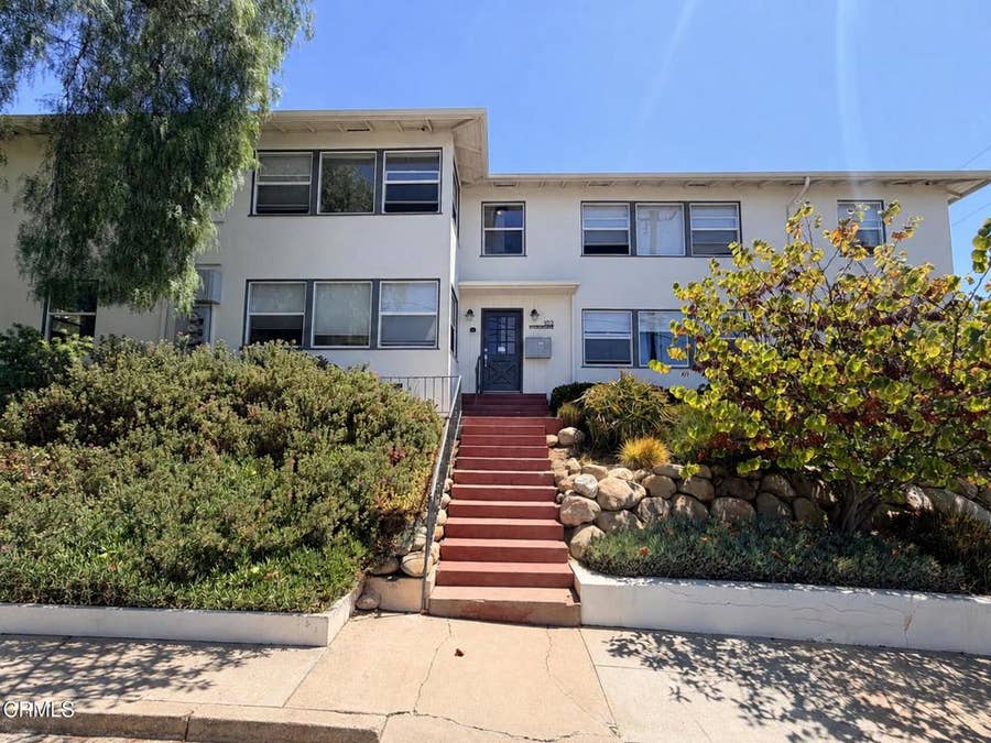 Property photo for 102 N Kalorama Street, #1, Ventura, CA