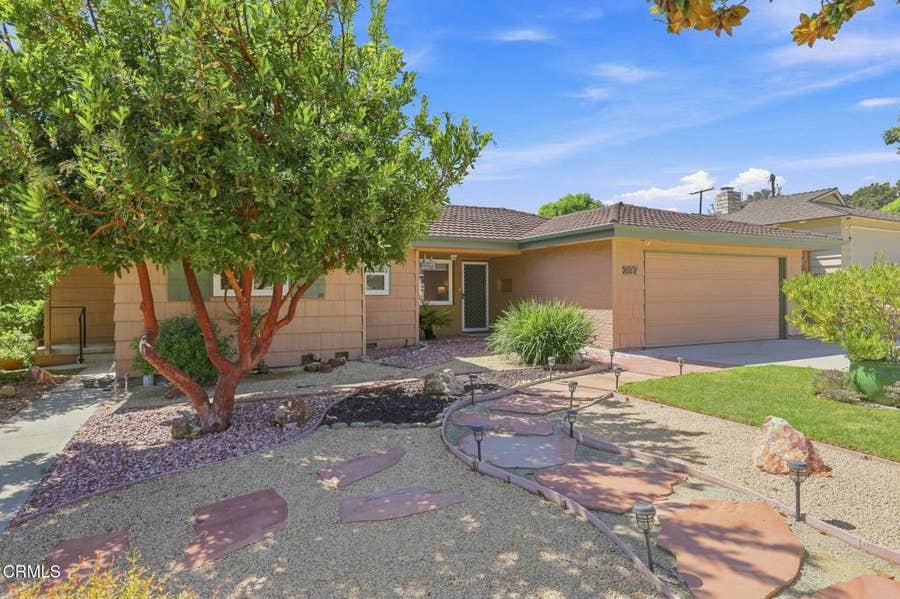 Property photo for 397 Palomares Avenue Avenue, Ventura, CA