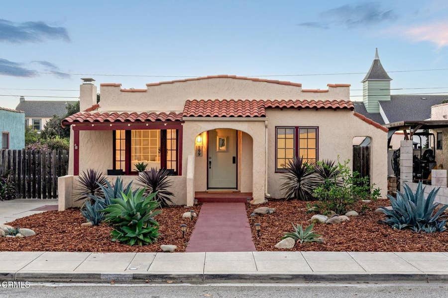 Property photo for 199 S Catalina Street, Ventura, CA