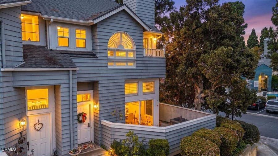 Property photo for 1068 Stravinsky Lane, Ventura, CA