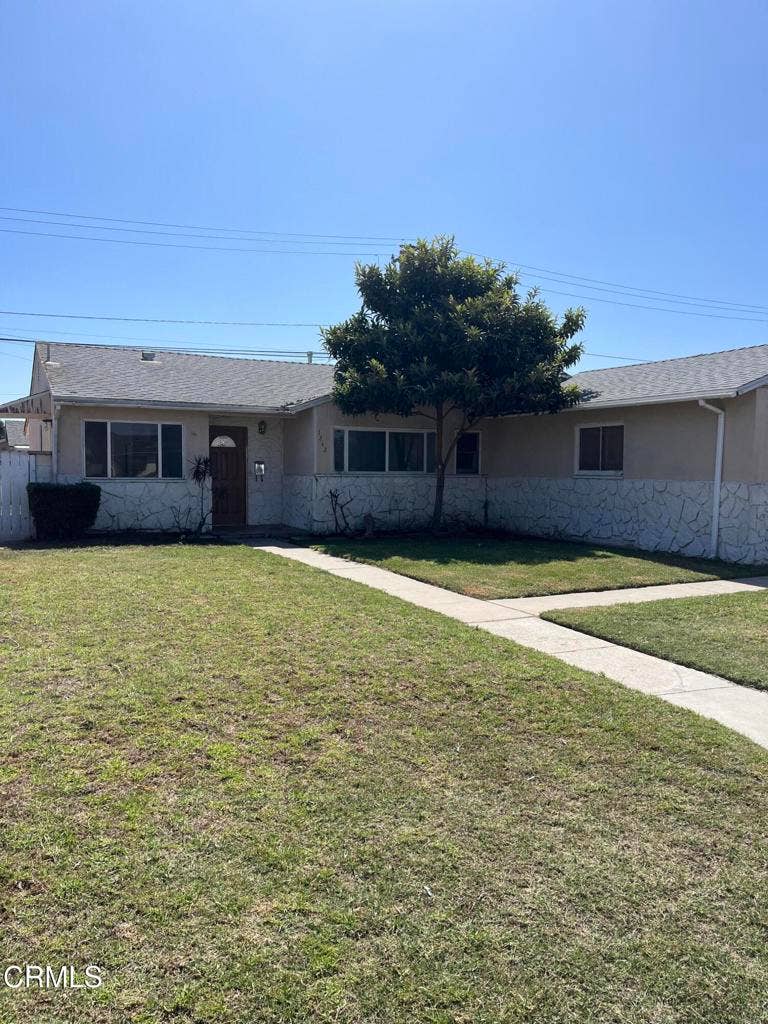 Property photo for 1242 W Juniper Street, Oxnard, CA