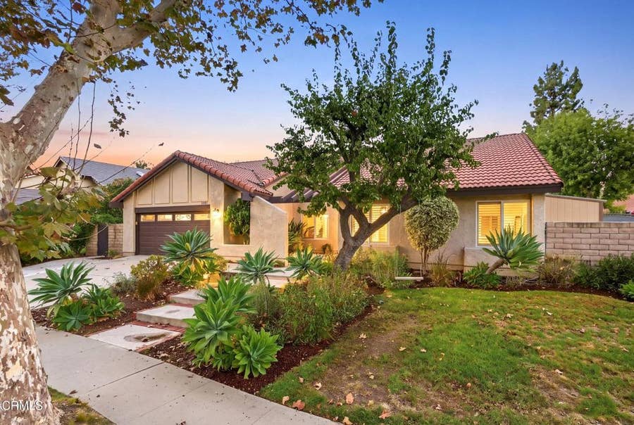 Property photo for 2814 Stacy Drive, Simi Valley, CA