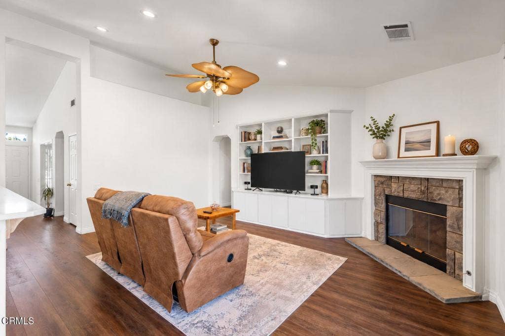2661 Waverly Avenue, Camarillo, CA 93010 Great Room 4,AI decorated