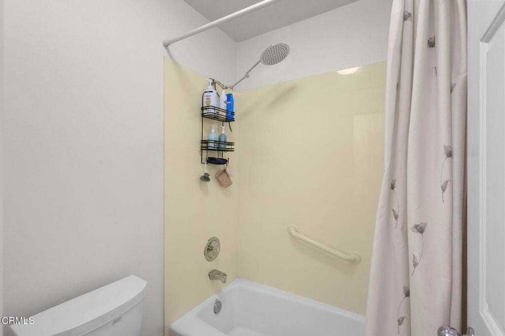 2661 Waverly Avenue, Camarillo, CA 93010 Bathroom 2.1