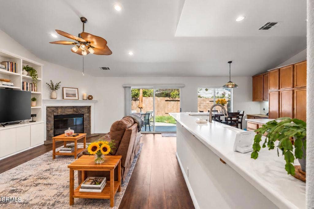 2661 Waverly Avenue, Camarillo, CA 93010 Great Room 2, AI decorated