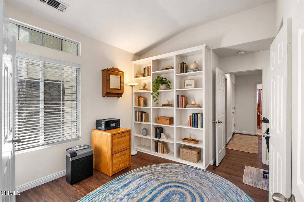 2661 Waverly Avenue, Camarillo, CA 93010 Office 1 AI decorated
