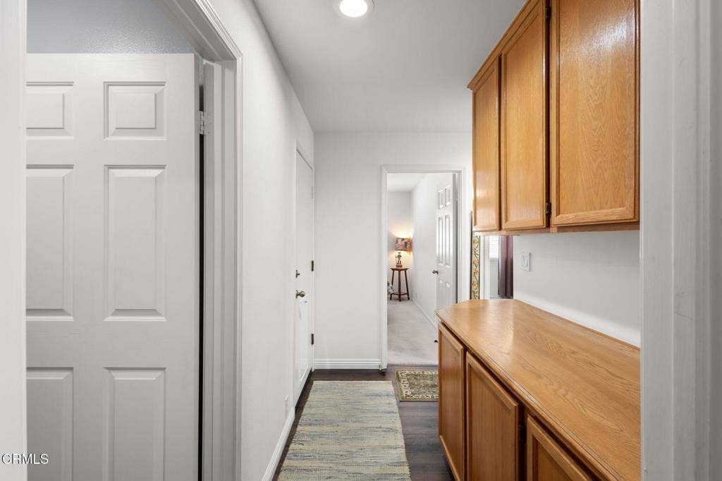 2661 Waverly Avenue, Camarillo, CA 93010 Hallway 1