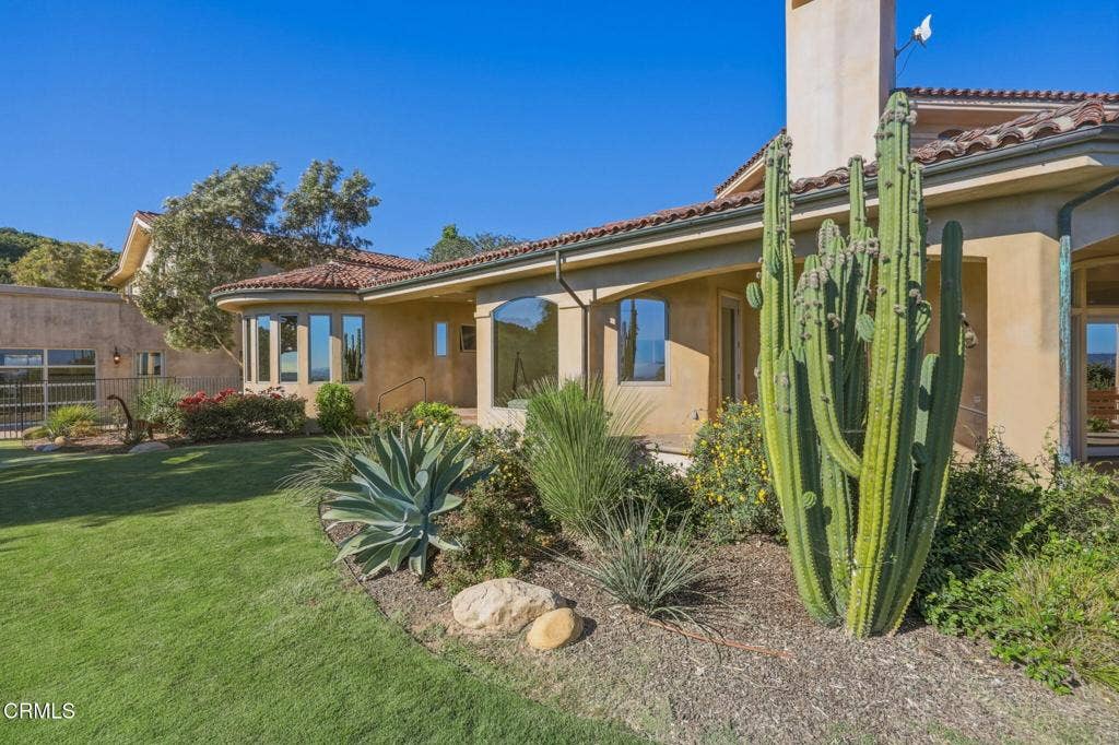 747 Barr Highland Lane, Santa Paula, CA 93060 139-web-or-mls-747_Barr_Highland_Ln_Sant