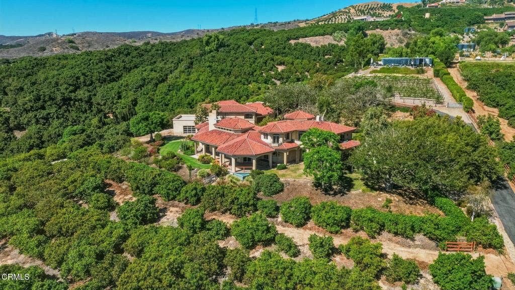 747 Barr Highland Lane, Santa Paula, CA 93060 169-web-or-mls-747_Barr_Highland_Ln_Sant