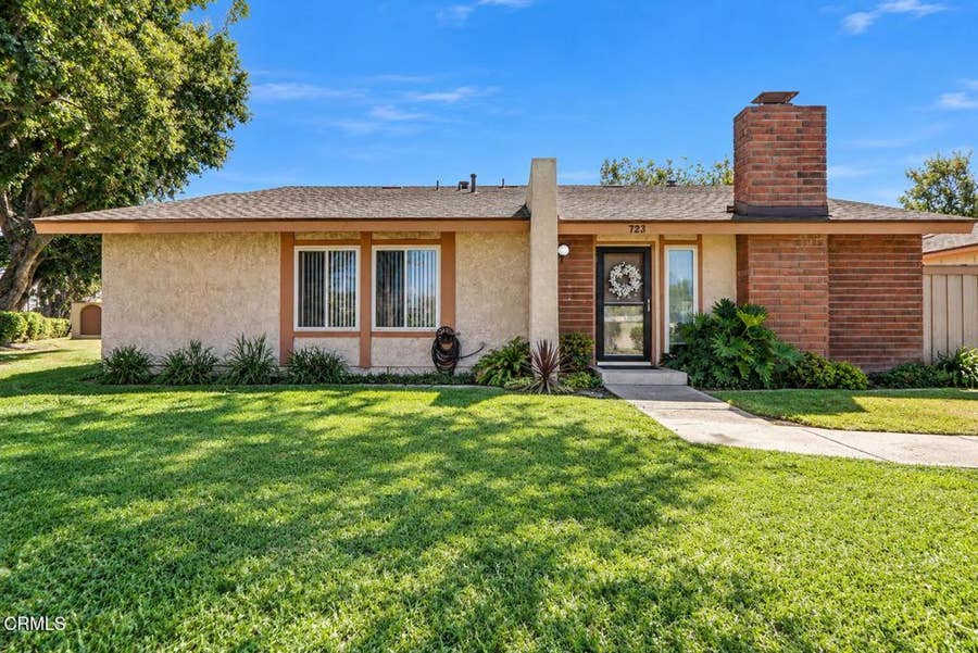 Property photo for 723 Nandina Place, Oxnard, CA