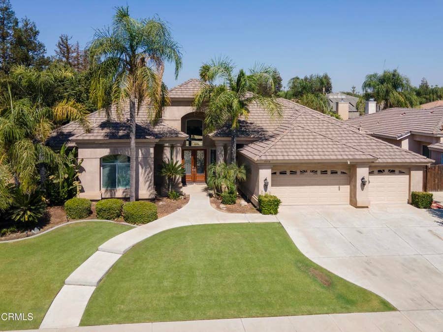 Property photo for 13114 Nantucket Place, Bakersfield, CA