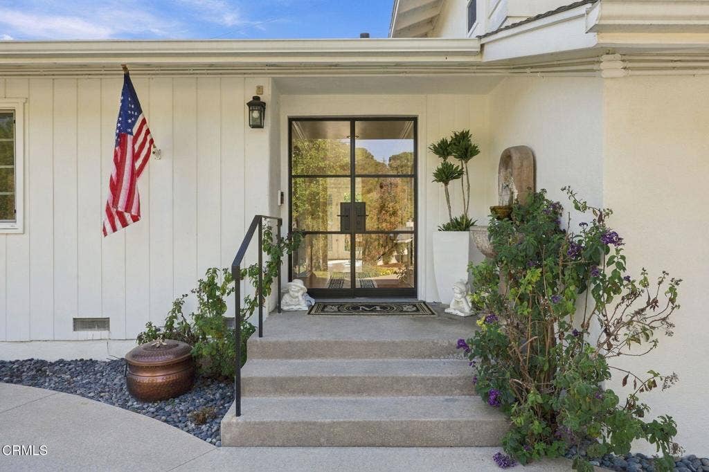 4-web-or-mls-170_Hillhaven_Ct_Ventura_CA