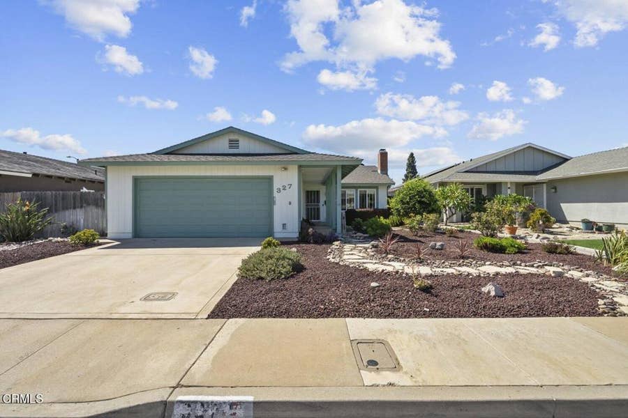 Property photo for 327 Otono Court, Camarillo, CA