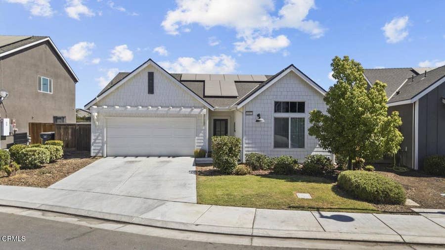Property photo for 3312 Rustic Woods Lane, Shafter, CA