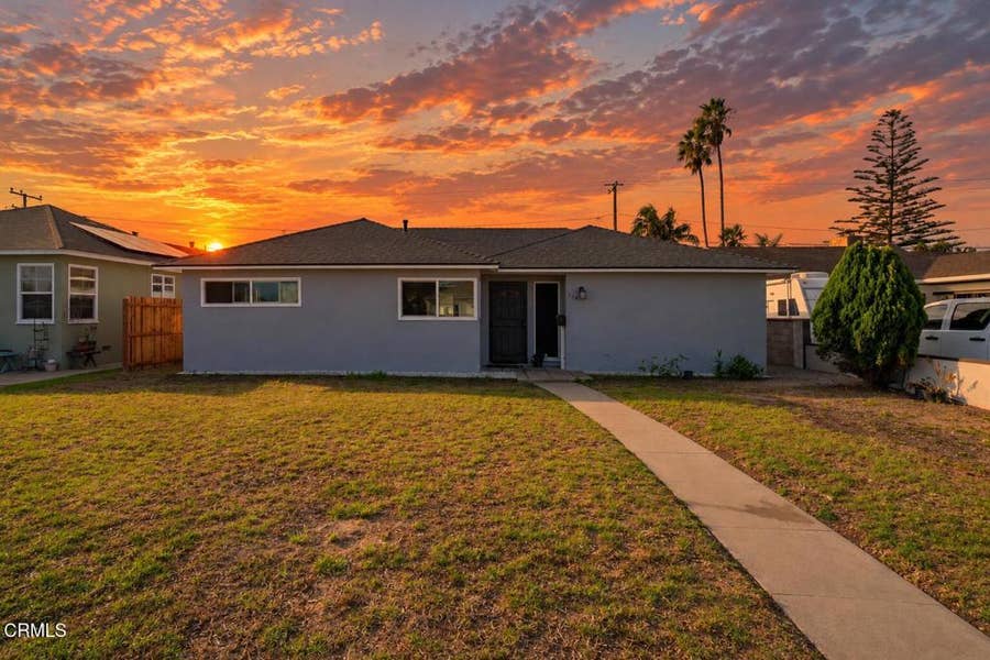 Property photo for 722 W Robert Avenue, Oxnard, CA