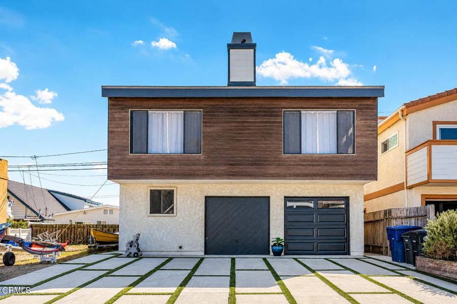 Property photo for 336 Hollywood Boulevard, Oxnard, CA