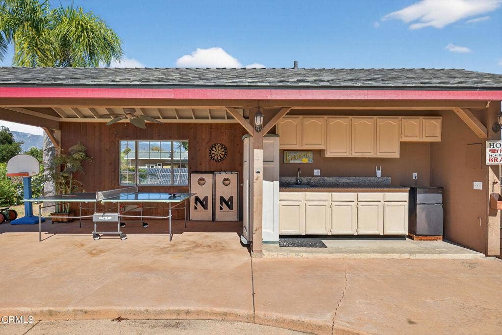 93-web-or-mls-UpmarketMedia-1125Spr-263