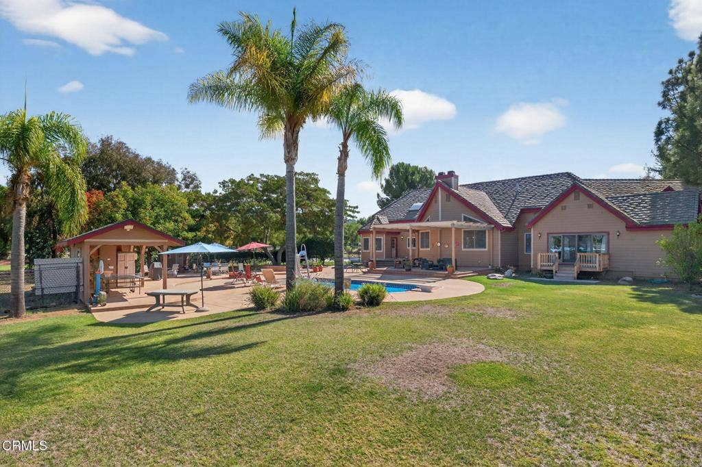 99-web-or-mls-UpmarketMedia-1125Spr-282