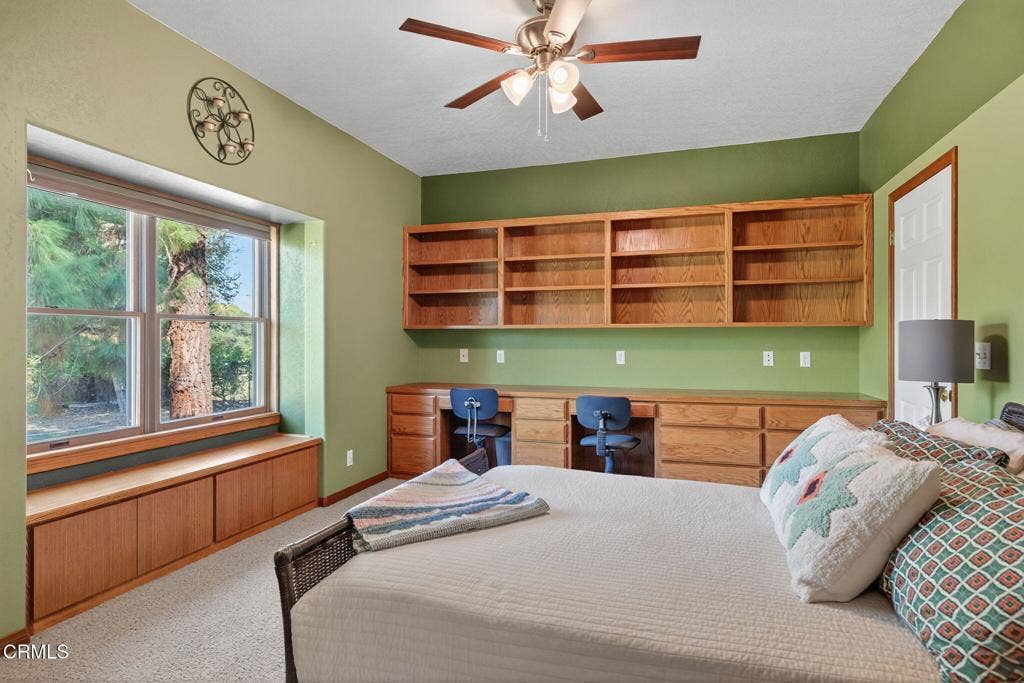 56-web-or-mls-UpmarketMedia-1125Spr-172