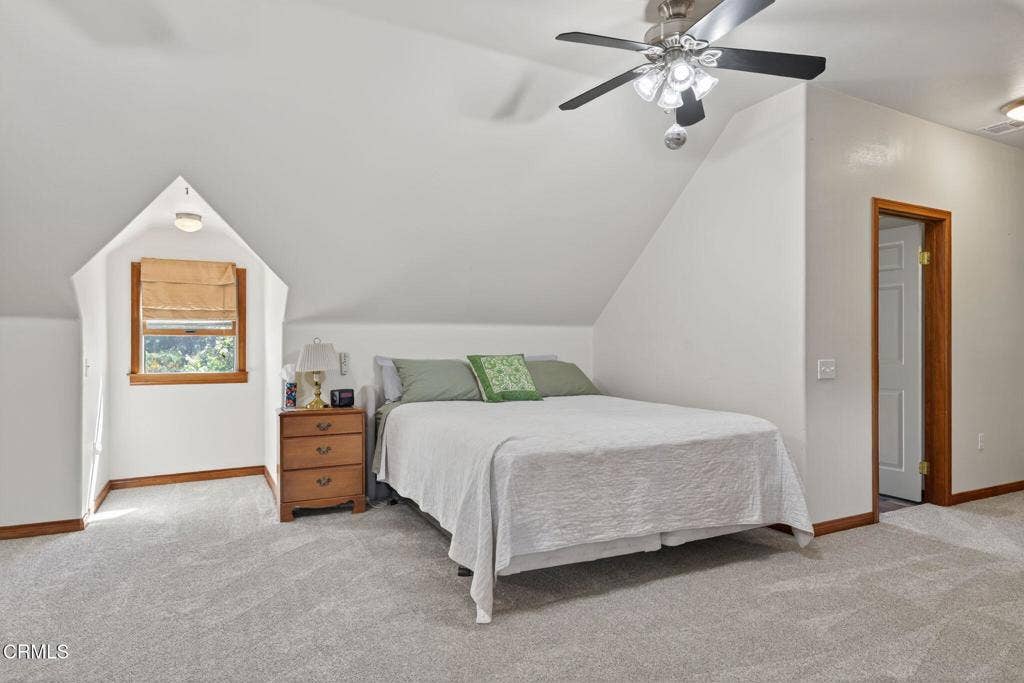 61-web-or-mls-UpmarketMedia-1125Spr-181