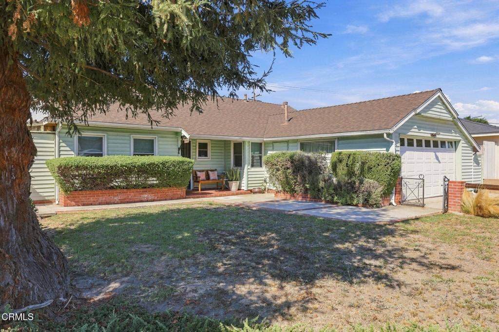 4-web-or-mls-004 - 3899 Maple St