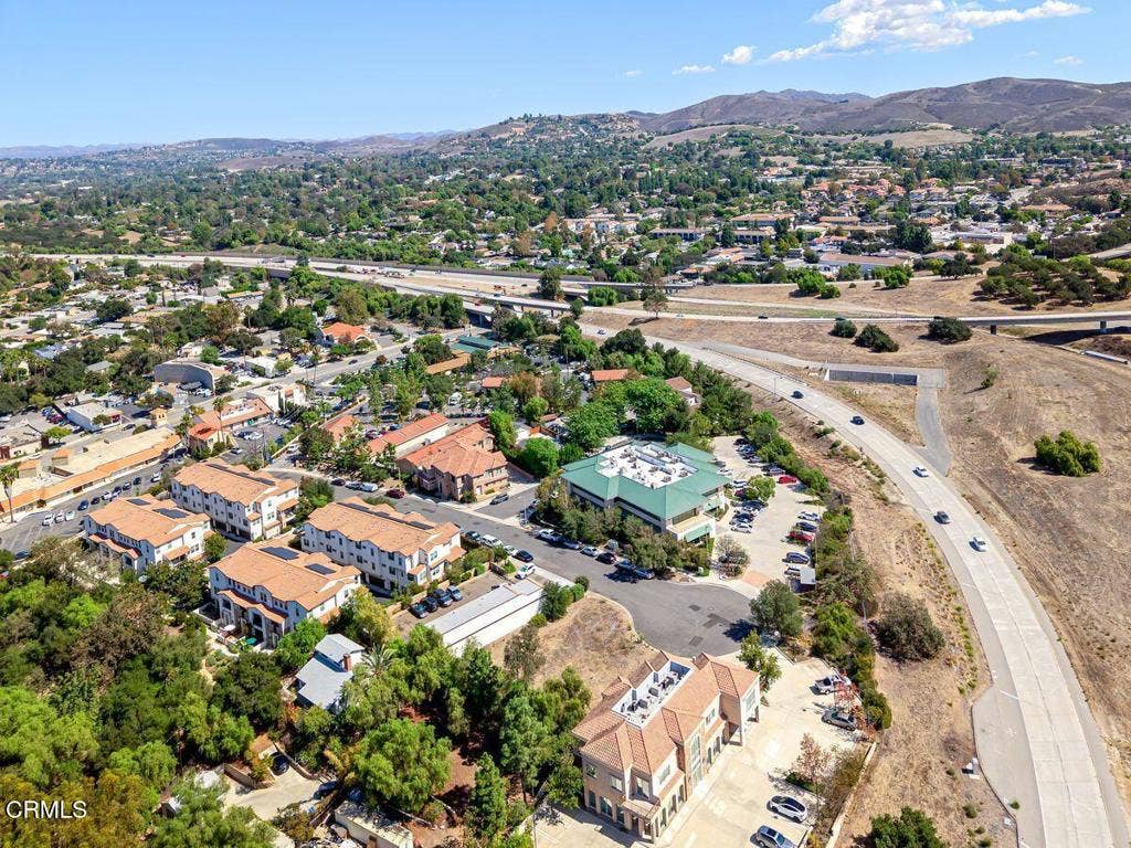 111 Jensen Court, Thousand Oaks, CA 91360 111 Jensen Ct Sothebys_011