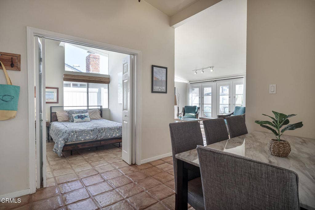 207 Rossmore Drive, Oxnard, CA 93035 207 Rossmore 2026-9
