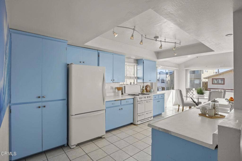 41-web-or-mls-SeaoroStudios-76