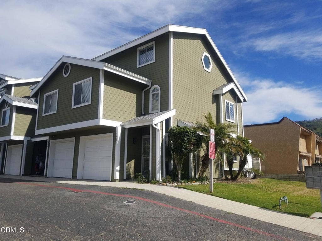 758 Westeria Ln Pic 1