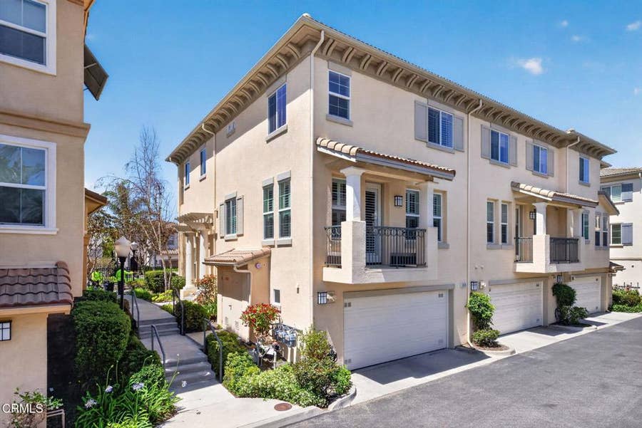 Property photo for 1315 Bayside Circle, Oxnard, CA