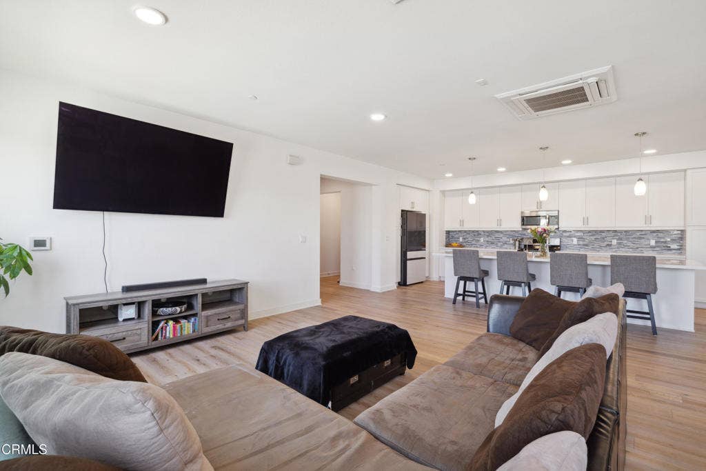 2800 Wagon Wheel Road, #304, Oxnard, CA 93036 011_cjp_0422_993