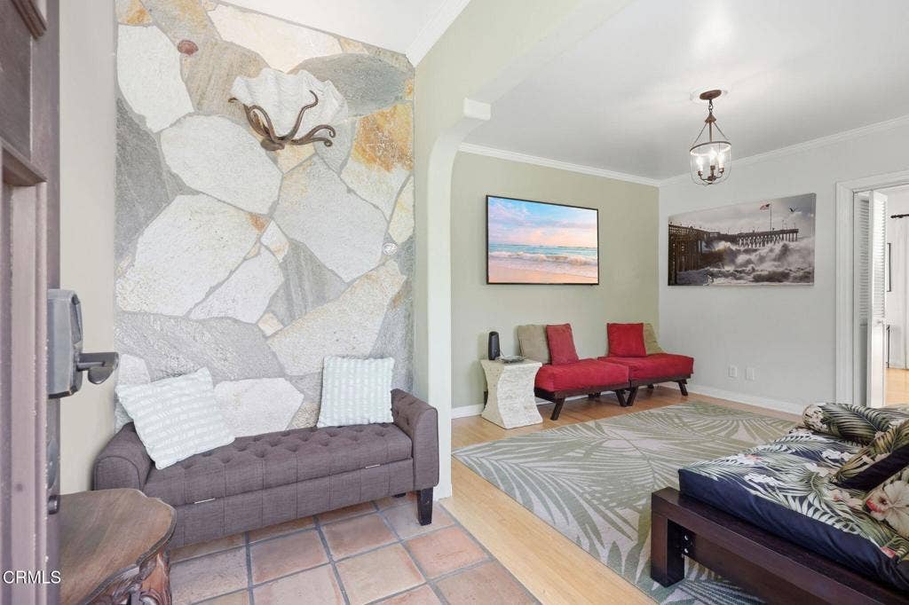 1497 E Main Street, Ventura, CA 93001 9-web-or-mls-img-9255-jpg(1)