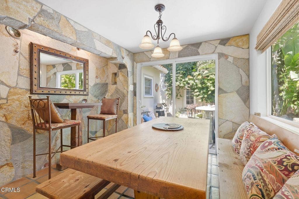 1497 E Main Street, Ventura, CA 93001 25-web-or-mls-IMG_9350