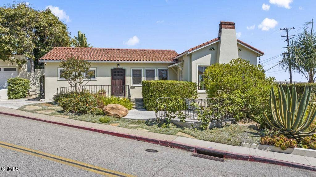 1497 E Main Street, Ventura, CA 93001 Street view