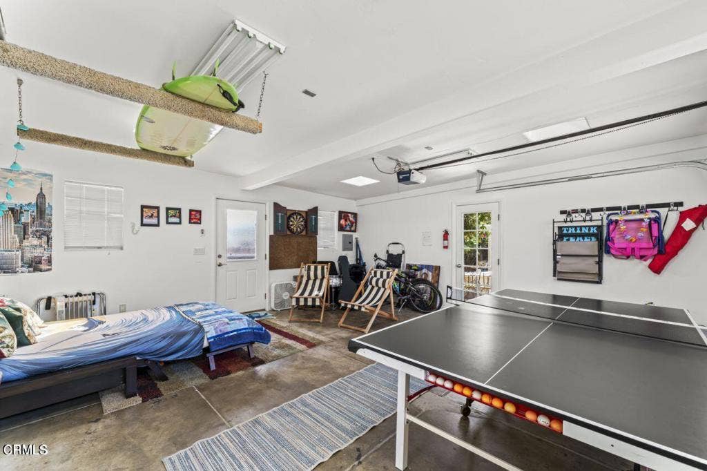 1497 E Main Street, Ventura, CA 93001 garage 2