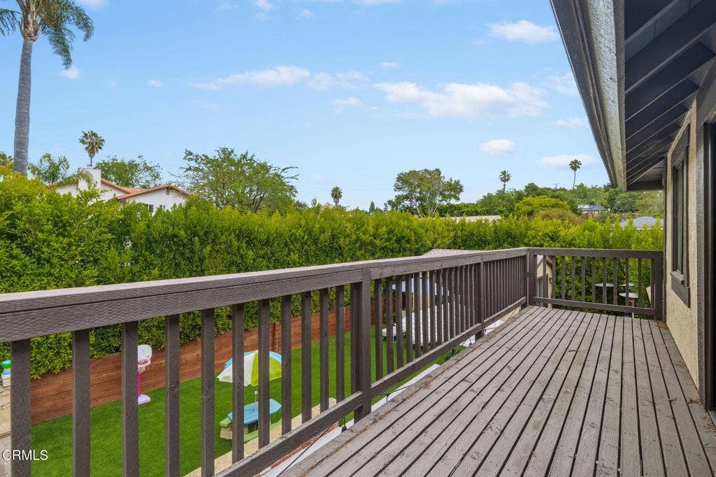 1504 Live Oak Lane, Santa Barbara, CA 93105 31-Balcony