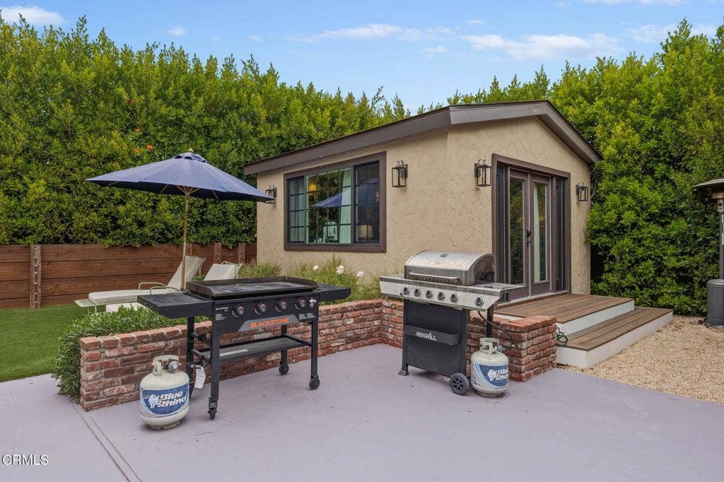 1504 Live Oak Lane, Santa Barbara, CA 93105 38-Studio Exterior