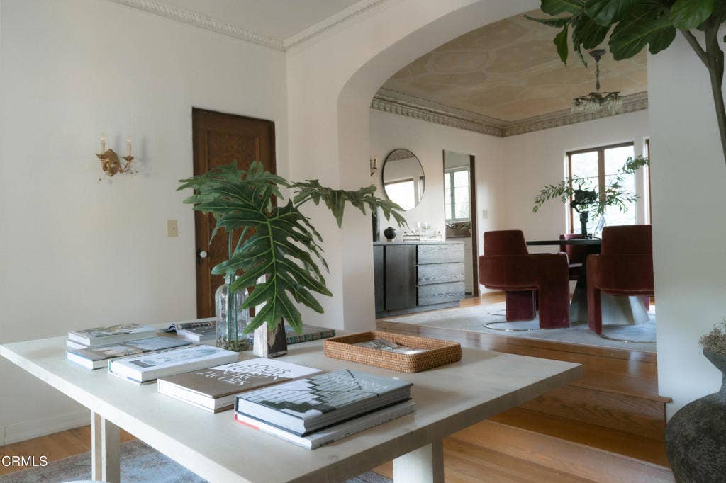 205 S Lomita Avenue, Ojai, CA 93023 cmeAX