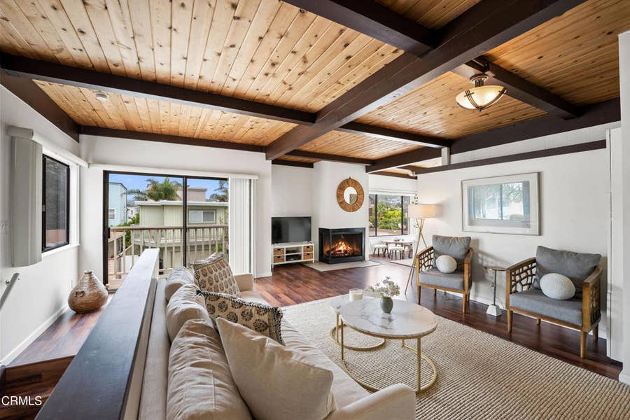 Property photo for 1072 Belfast Lane, Ventura, CA