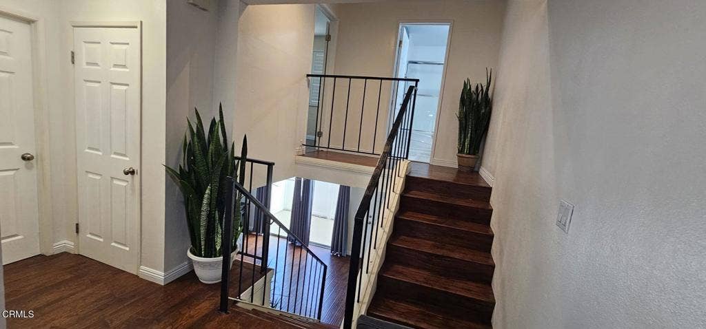 10 Bahia Circle, #10, Santa Paula, CA 93060 .