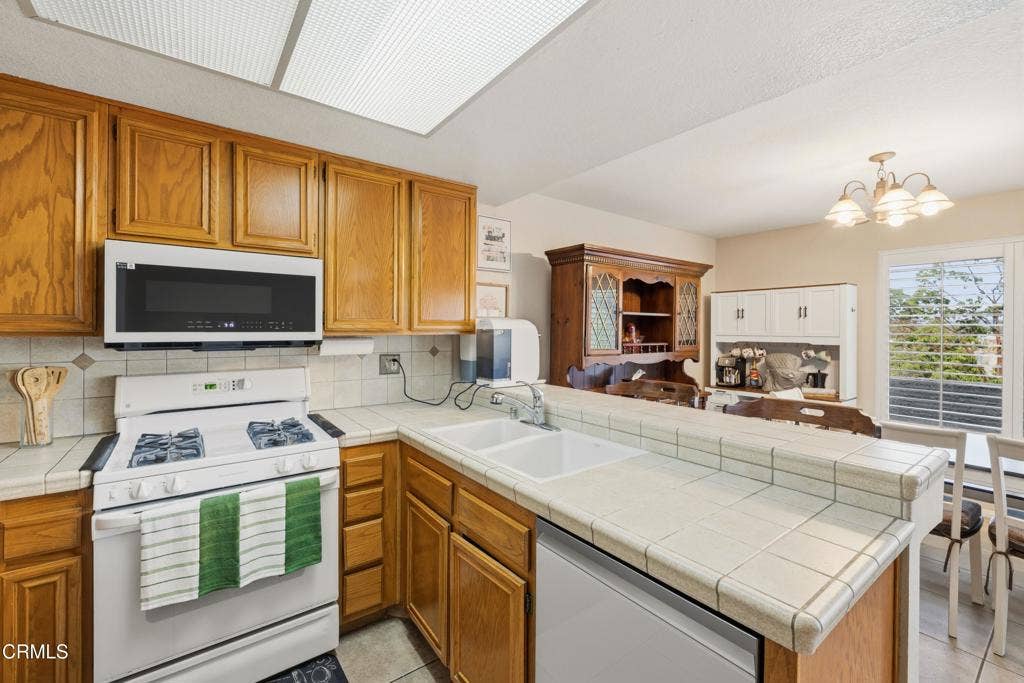 5968 Paseo Encantada, Camarillo, CA 93012 029_cjp_4101_7049