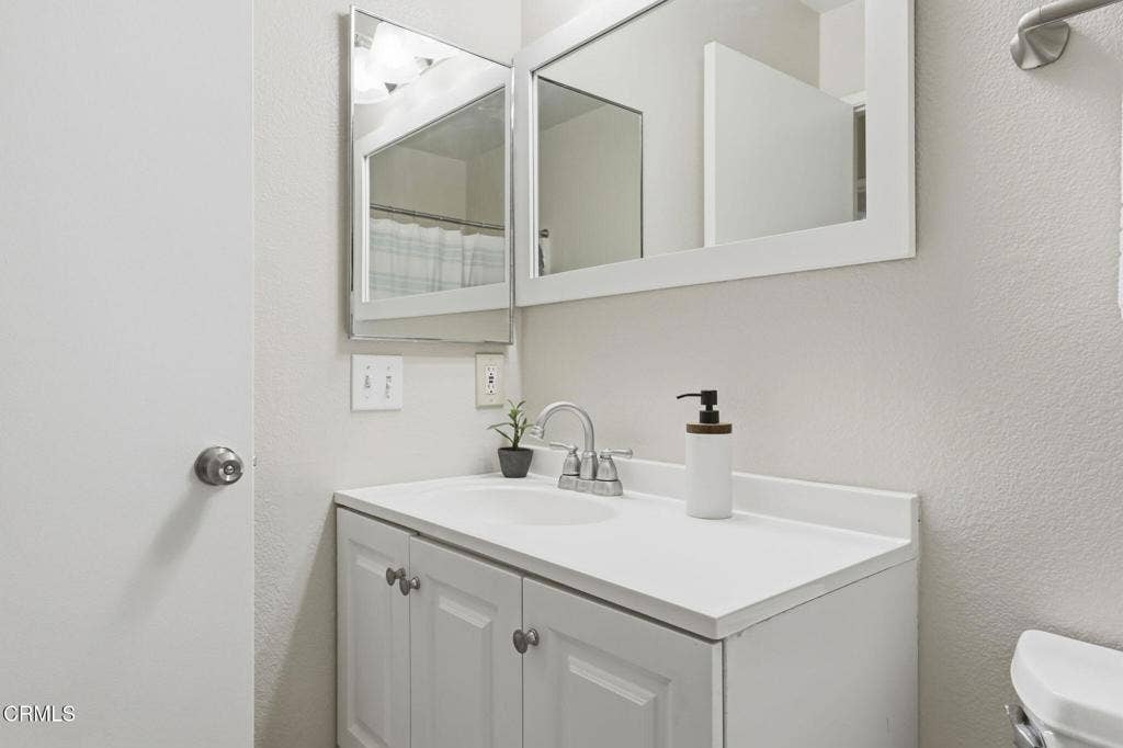 596 Melville Lane, Ventura, CA 93003 22-web-or-mls-596_Melville_Ln_Ventura_CA
