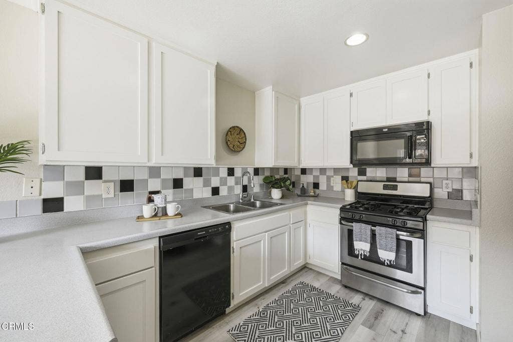 596 Melville Lane, Ventura, CA 93003 11-web-or-mls-596_Melville_Ln_Ventura_CA