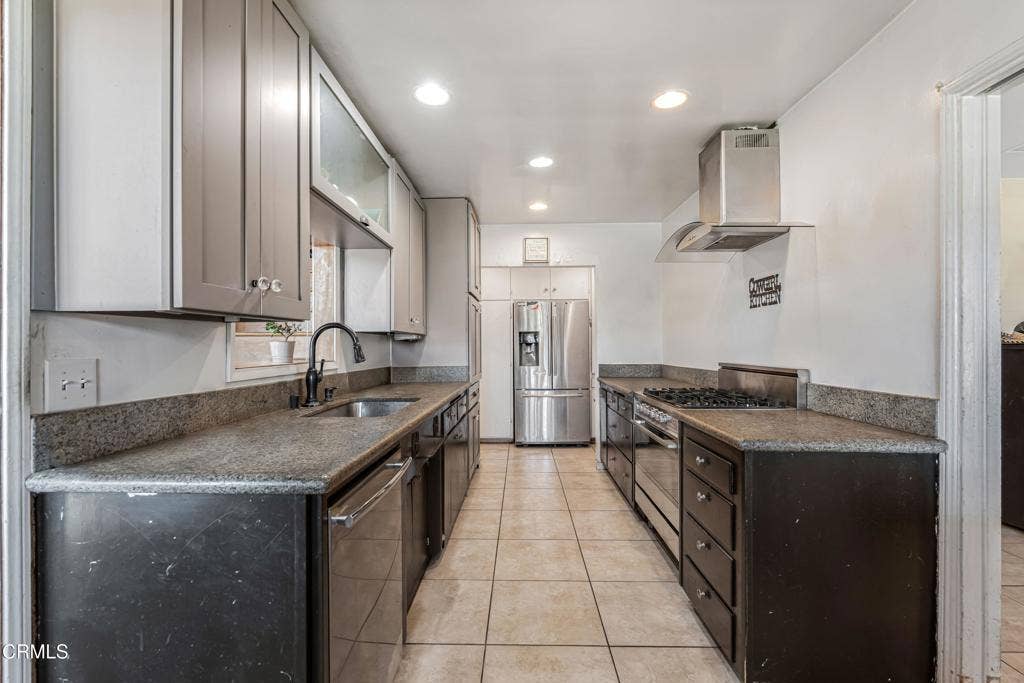 405 W Beverly Drive, Oxnard, CA 93030 14