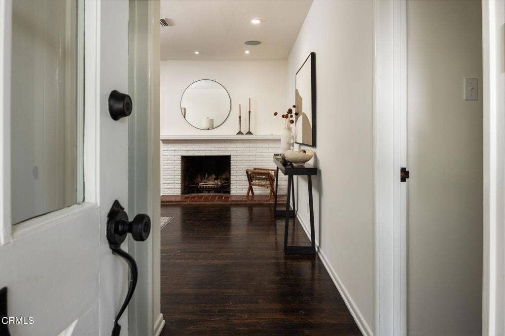 112 Estates Avenue, Ventura, CA 93003 43-web-or-mls-112 Estates - 300dpi-44