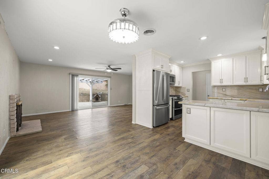 11225 Casa Street, Ventura, CA 93004 15-Xavier your Xman in Real Estate