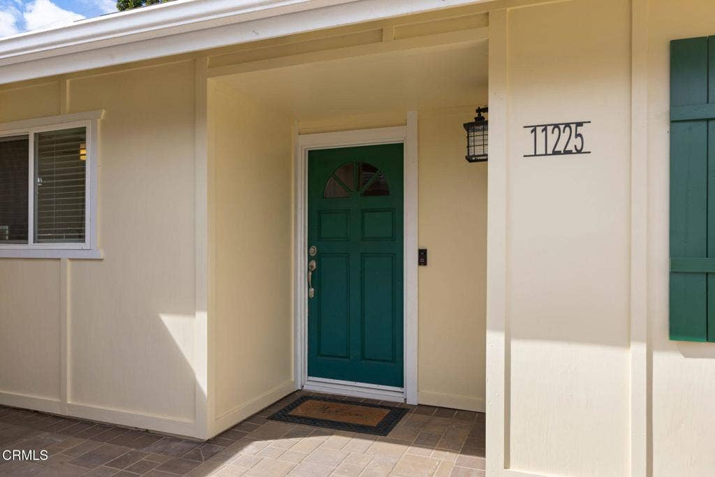 11225 Casa Street, Ventura, CA 93004 7-Homes for sale in Ventura