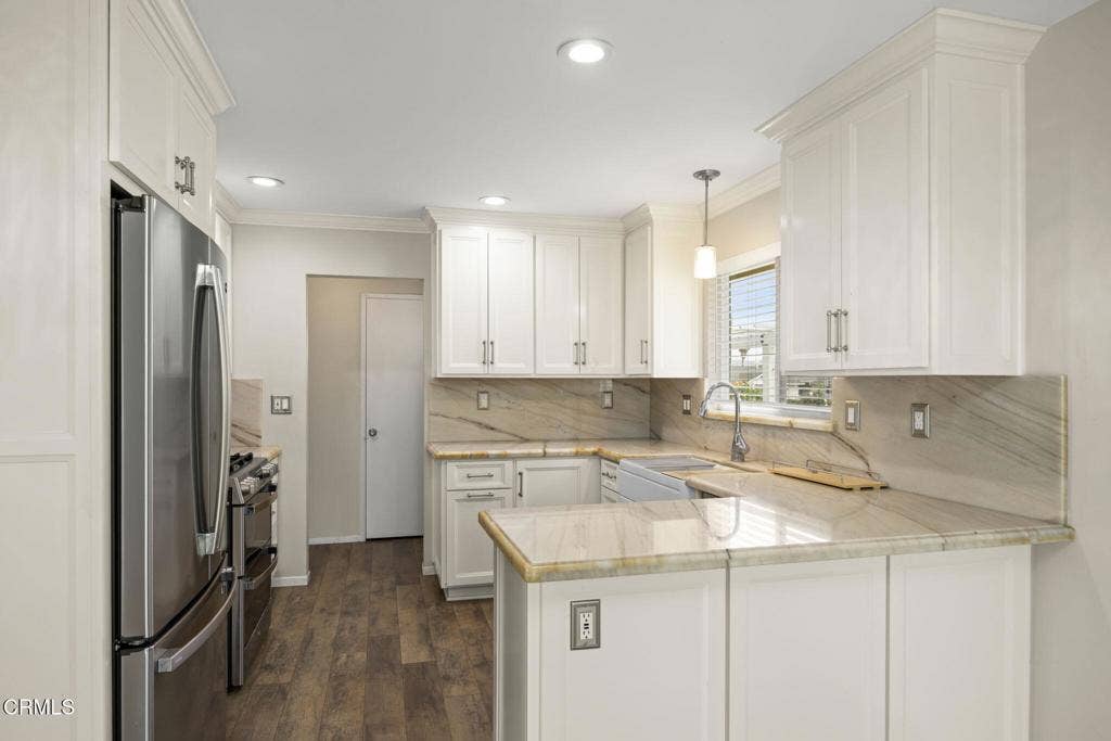 11225 Casa Street, Ventura, CA 93004 17-Xavier your Xman in Real Estate