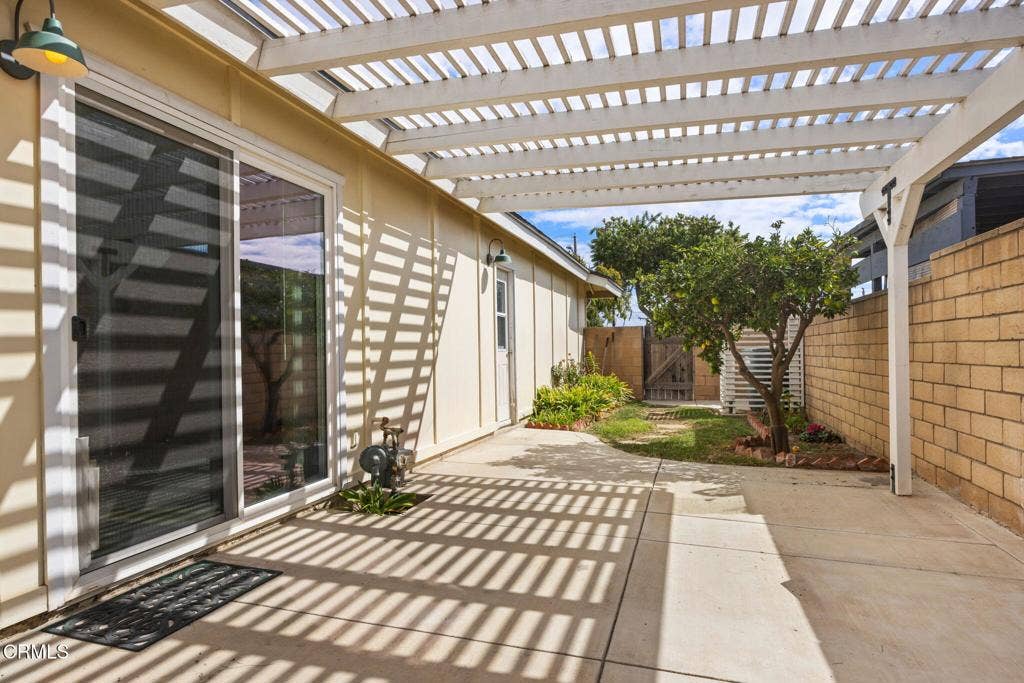 11225 Casa Street, Ventura, CA 93004 34-11225CasaStVentura